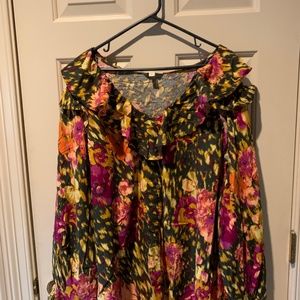 Terra and Sky Women's Plus Size Long Sleeve Ruffle Top